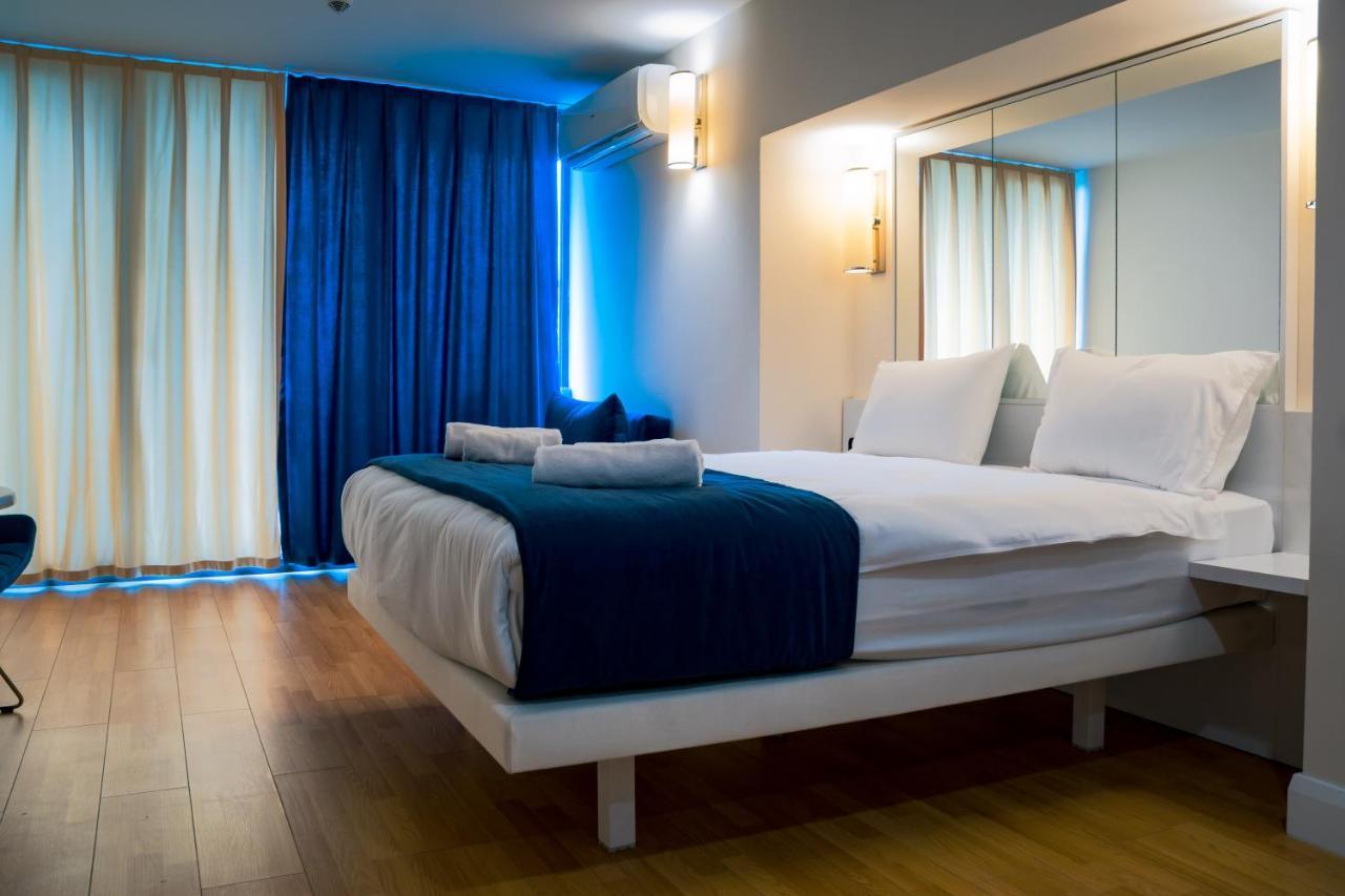 Orbi City - Aparthotel Near The Beach Батуми Екстериор снимка