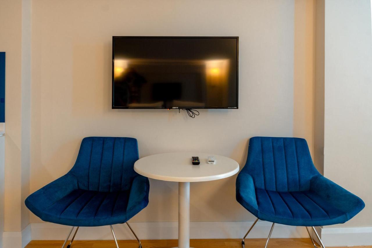 Orbi City - Aparthotel Near The Beach Батуми Екстериор снимка